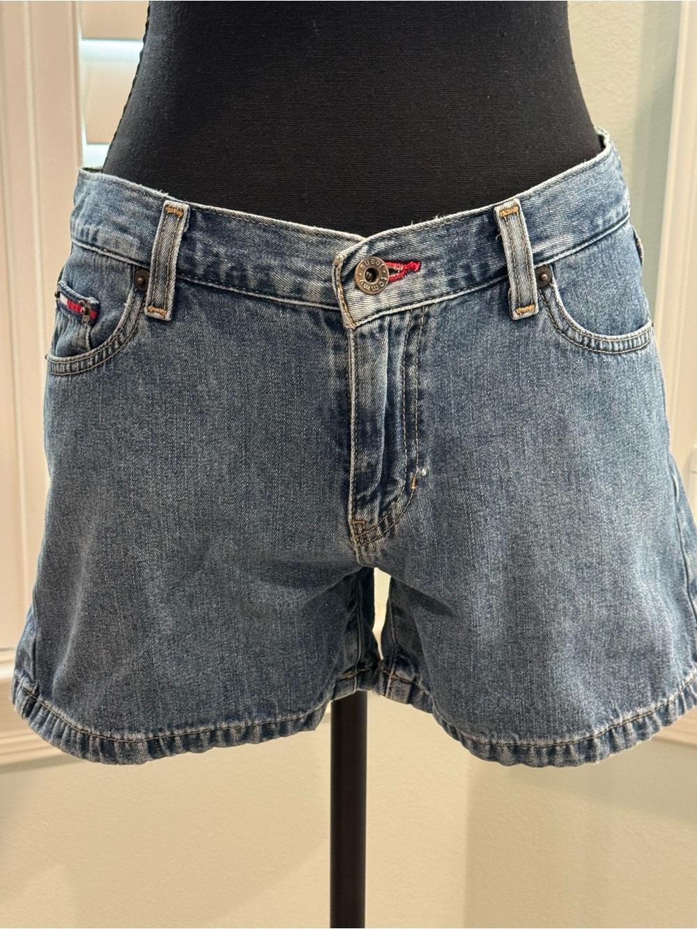 Vintage Y2K Tommy Hilfiger Light Blue Denim Jean Shorts